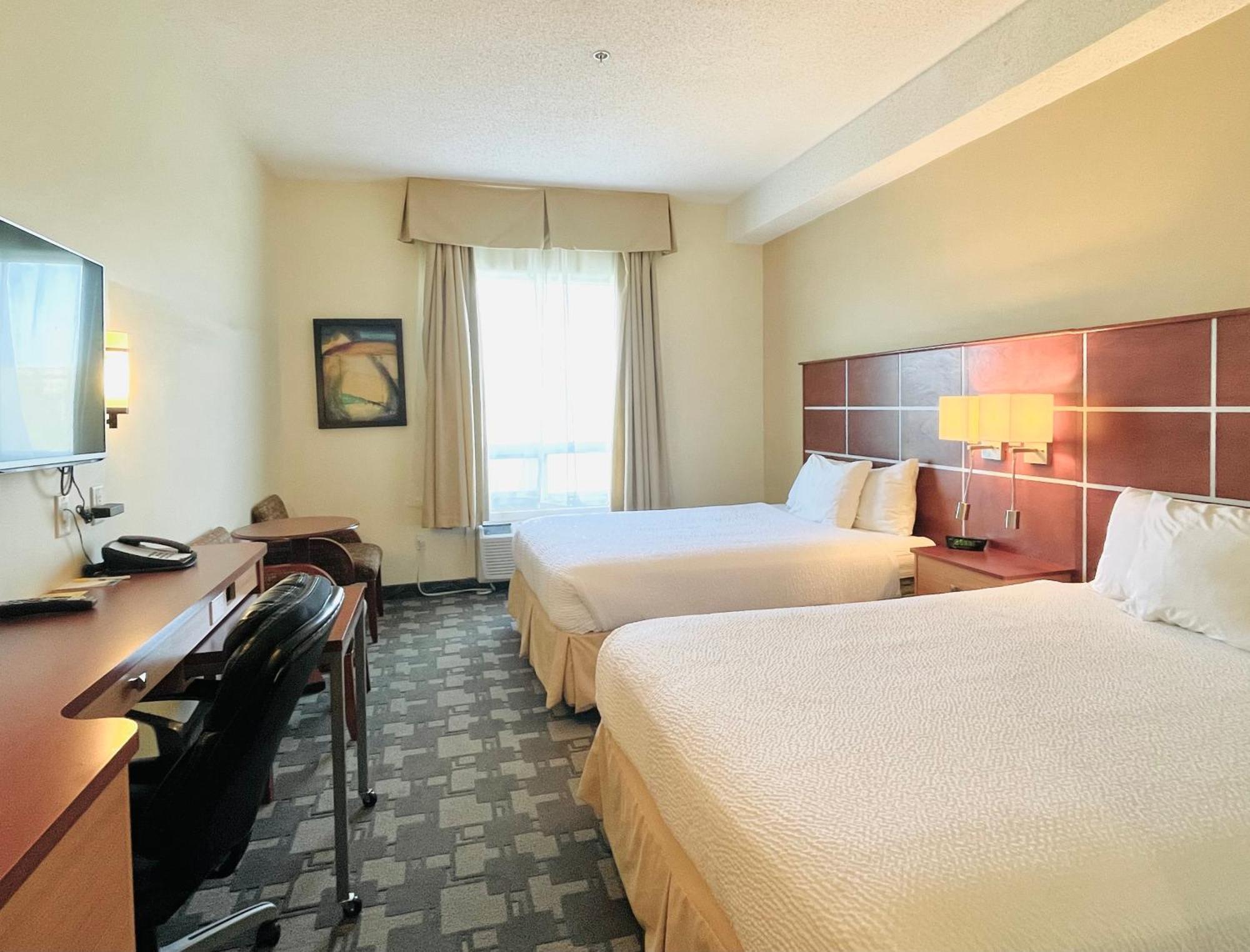 Days Inn By Wyndham Grande Prairie Exterior foto